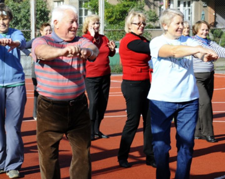 Fizinis aktyvumas gali apsaugoti nuo Alzheimerio ir Parkinsono ligų 