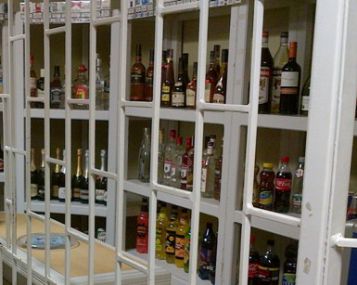 Lietuvos kaimų bėda - ne pilstukas, o legaliai parduodamas alkoholis