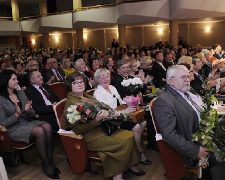 Lietuvos medikams – nusipelniusiųjų vardai ir garbės ženklai 