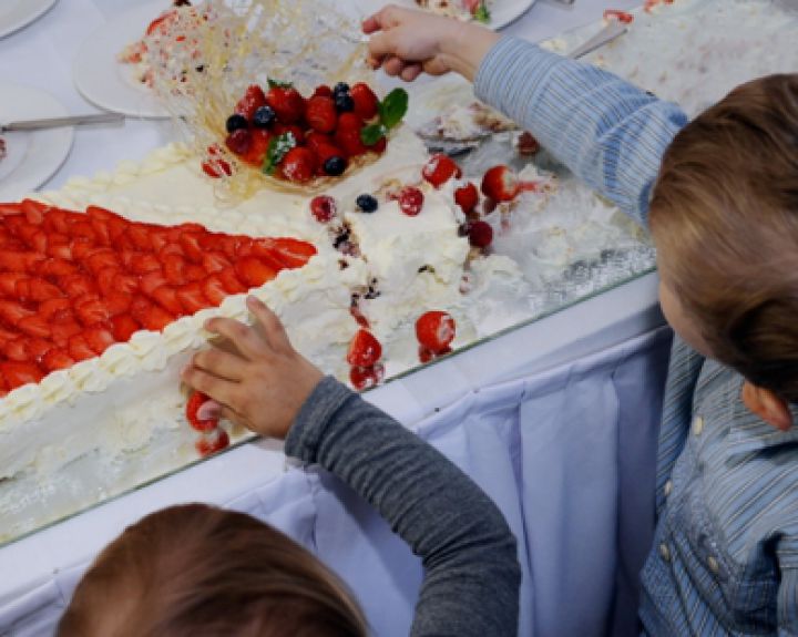 Kaip tinkamai maitinti moksleivius ir atpratinti vaikus nuo saldumynų?