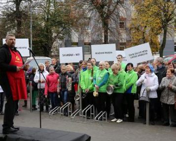 Rudeninė „Maisto banko“ akcija prasidėjo triukšmingai 