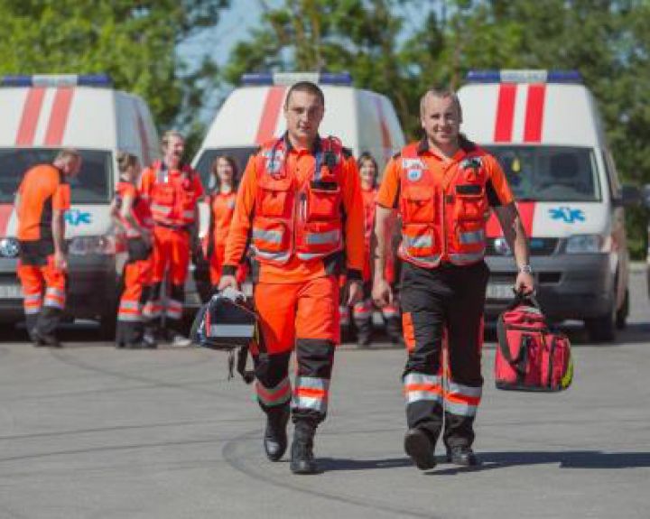 Greitosios pagalbos stotis savo bazę papildė šiuolaikiškais medicinos prietaisais 