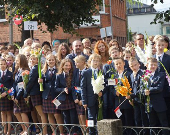 Lietuvos sveikatos mokslų universiteto mokykla tapo gimnazija