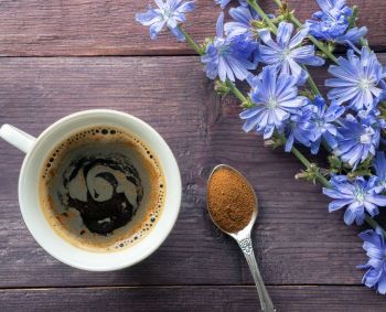 Cikorija – augalas, kuris gali pakeisti puodelį rytinės kavos