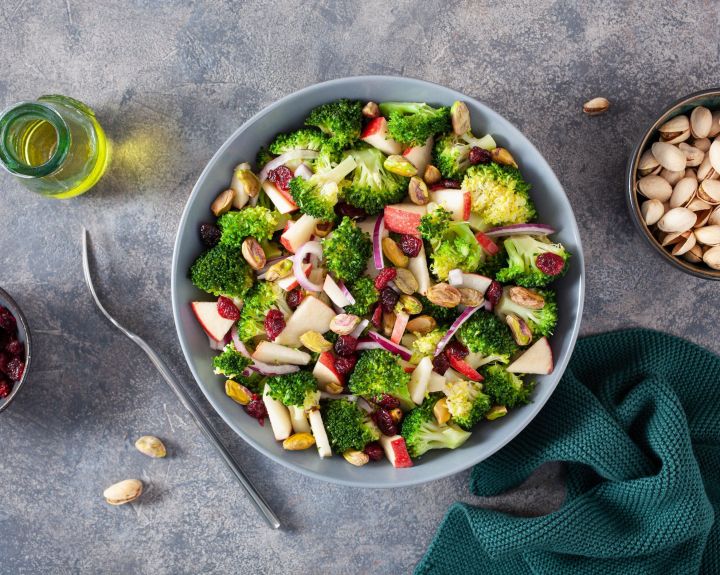 Brokolis – išskirtinė daržovė, pasižyminti vitaminų ir mineralų gausa